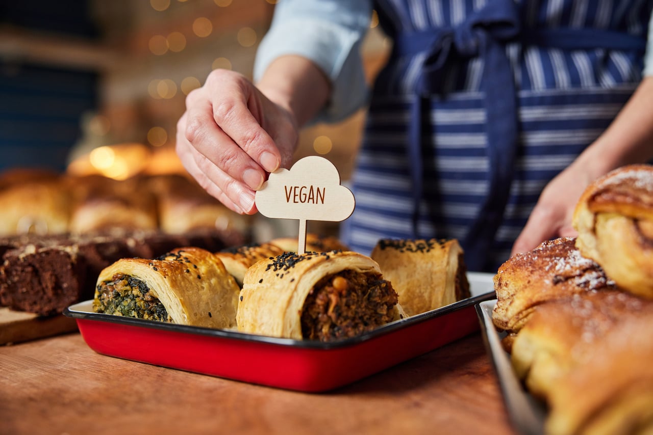 a-nutritionist's-guide-to-plant-based-eating:-healthifyme