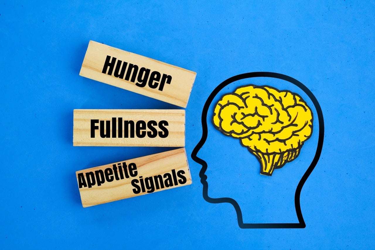 intuitive-eating:-weighing-the-pros-and-cons:-healthifyme