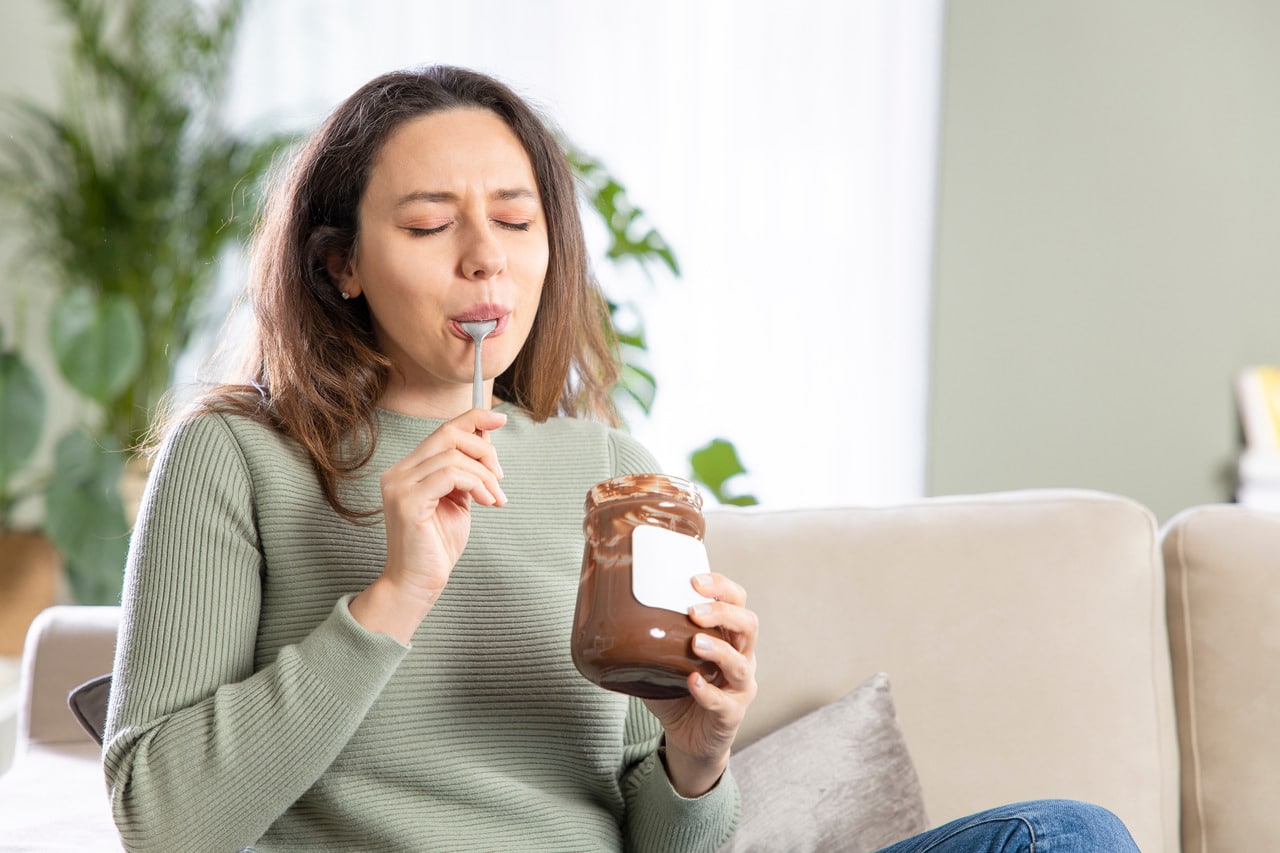 how-to-stop-craving-junk-food:-a-beginner's-guide:-healthifyme