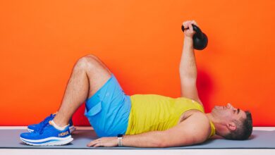 this-12-minute,-4-move-workout-will-fire-up-your-biceps-and-triceps